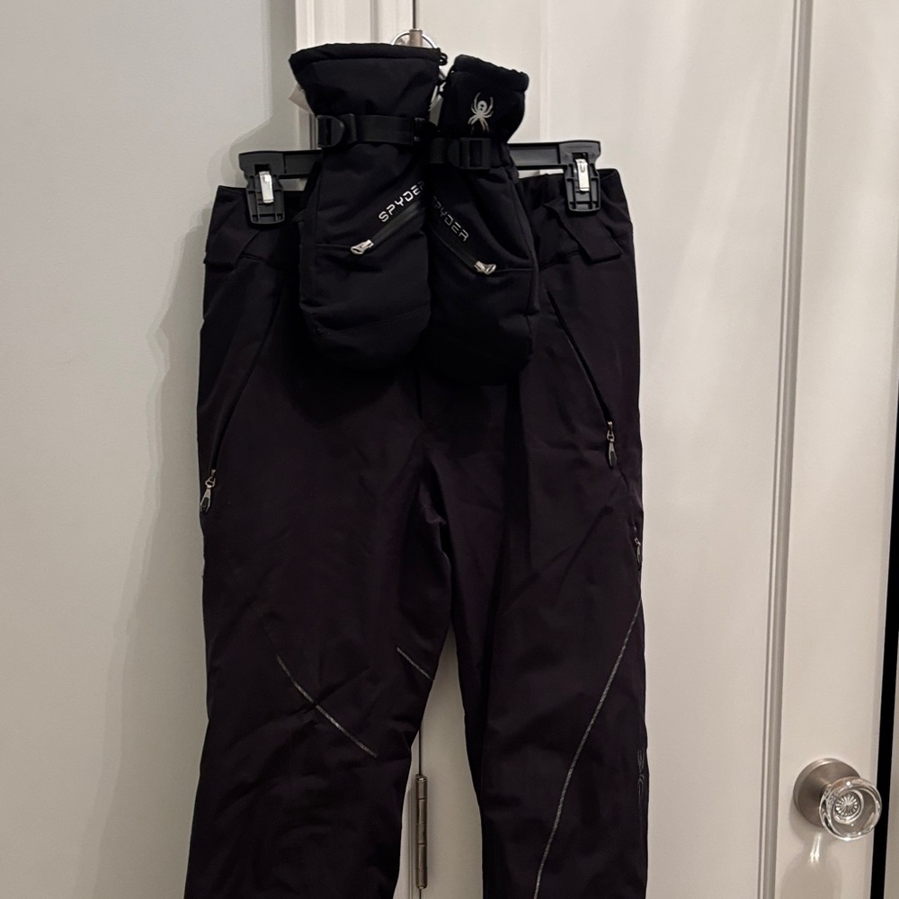 Spyder Women's Black Ski Pants with Gloves